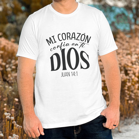 "Mi Corazon Confía en Ti Dios Juan 14:1."  Bible Verse Tees, Religious Tshirt, Spanish Christian Gift, Faith Shirt, Frases Cristianas, Camiseta en español,  Hispanic Apparel