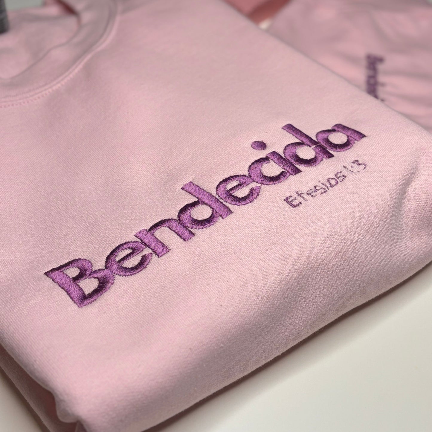 Bendecida, Blessed Ephesians 1:3 Efesios 1:3 words of Affirmation, embroidered sweater with words of affirmation for women, Christian gifts, gifts based on faith, Christian woman, gifts for women