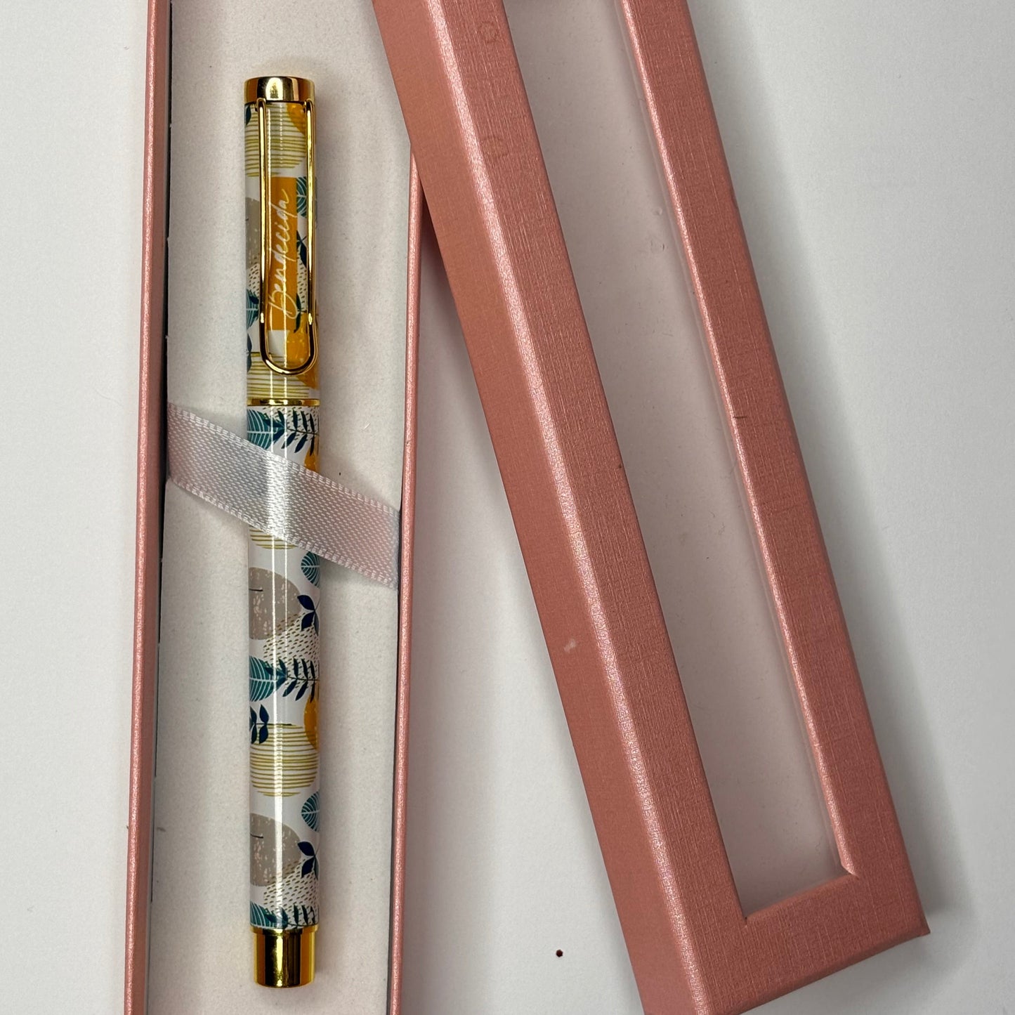 Bendecida Pen, Blessed Pen, Christian Pen. Pens of Faith, Bible Study Pens / Christian Pen Set / Bible Study Accessories / Christian Gifts for Women / Inspirational Pens / Religious Pens, gifts, gifts for women, gifts for christian women