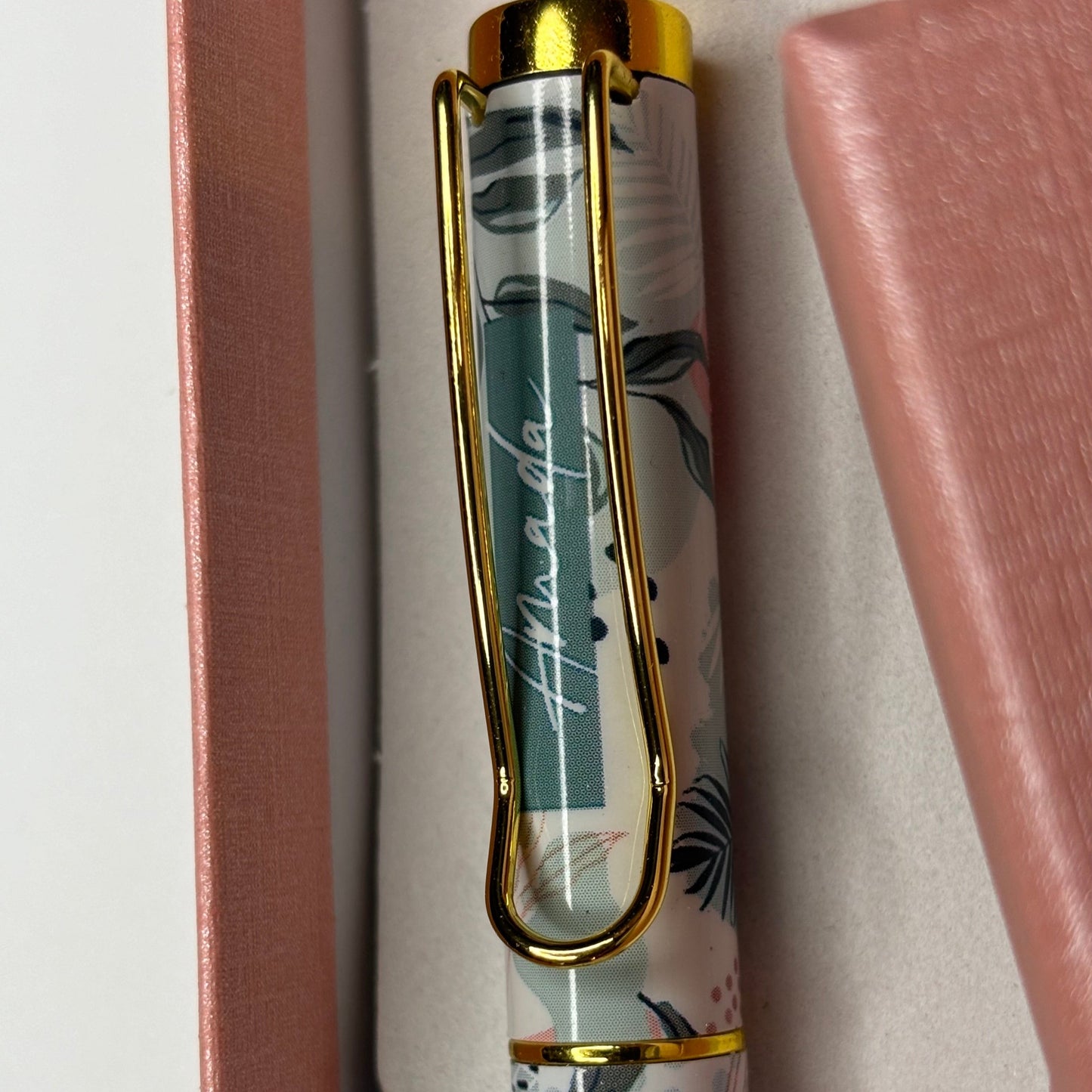 Amada Pen, Loved Pen, Christian Pen. Pens of Faith, Bible Study Pens / Christian Pen Set / Bible Study Accessories / Christian Gifts for Women / Inspirational Pens / Religious Pens, gifts, gifts for women, gifts for christian women