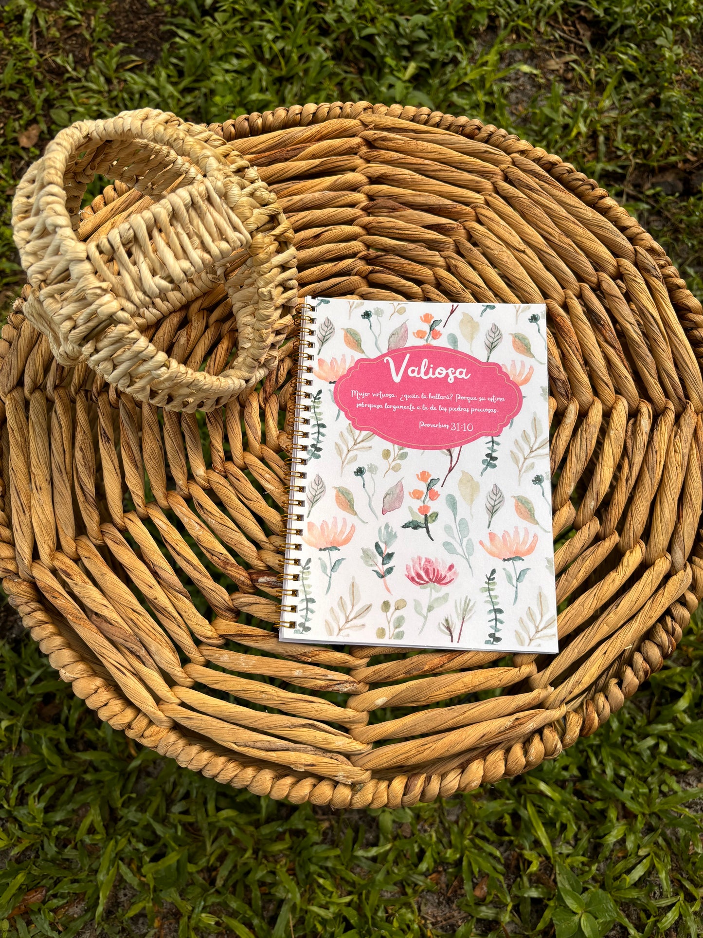 Valiosa Prov 31:10 Notebook, Valuable Notebook, Spiral notebooks | Soft cover journal | Faith notebook , Gifts for Women, Christians Gifts, Notebook For Church Devotional, Floral Prayer Journal Church Notes Personalized Bible Journal